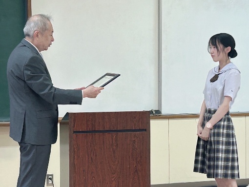 【普及啓発コンテスト】最優秀賞受賞の授賞式